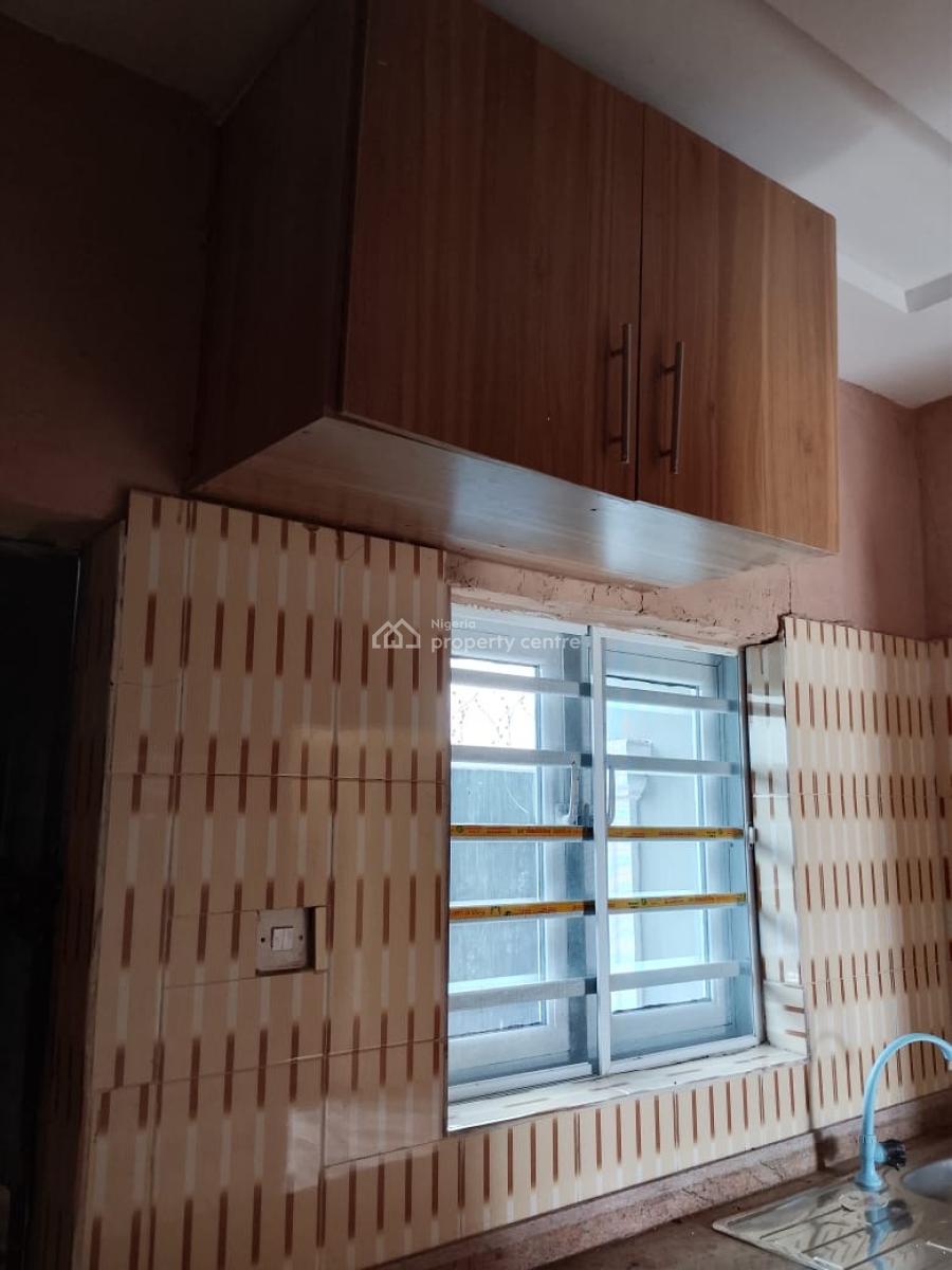 Brand New Pop 2 Bedroom Flat, Isiu , Imota Road, Ikorodu, Isiu, Ikorodu, Lagos, Flat / Apartment for Rent