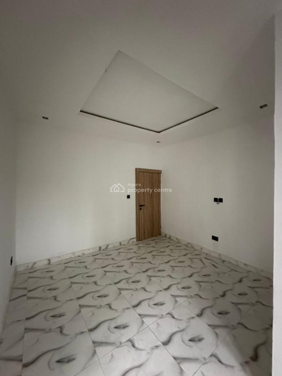 Opulent 3 Bedroom Terrace, Ikota, Lekki, Lagos, House for Sale