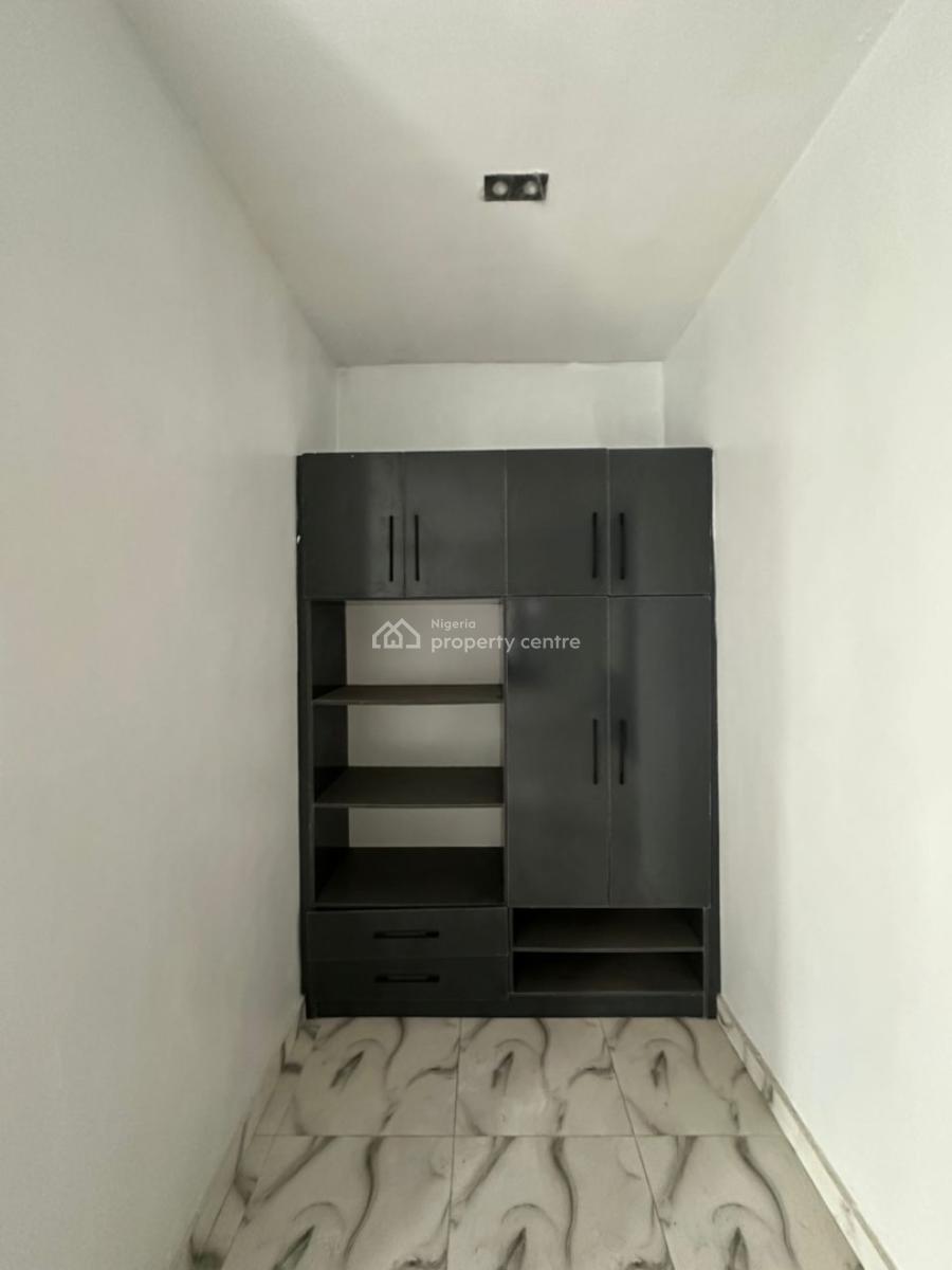 Opulent 3 Bedroom Terrace, Ikota, Lekki, Lagos, House for Sale