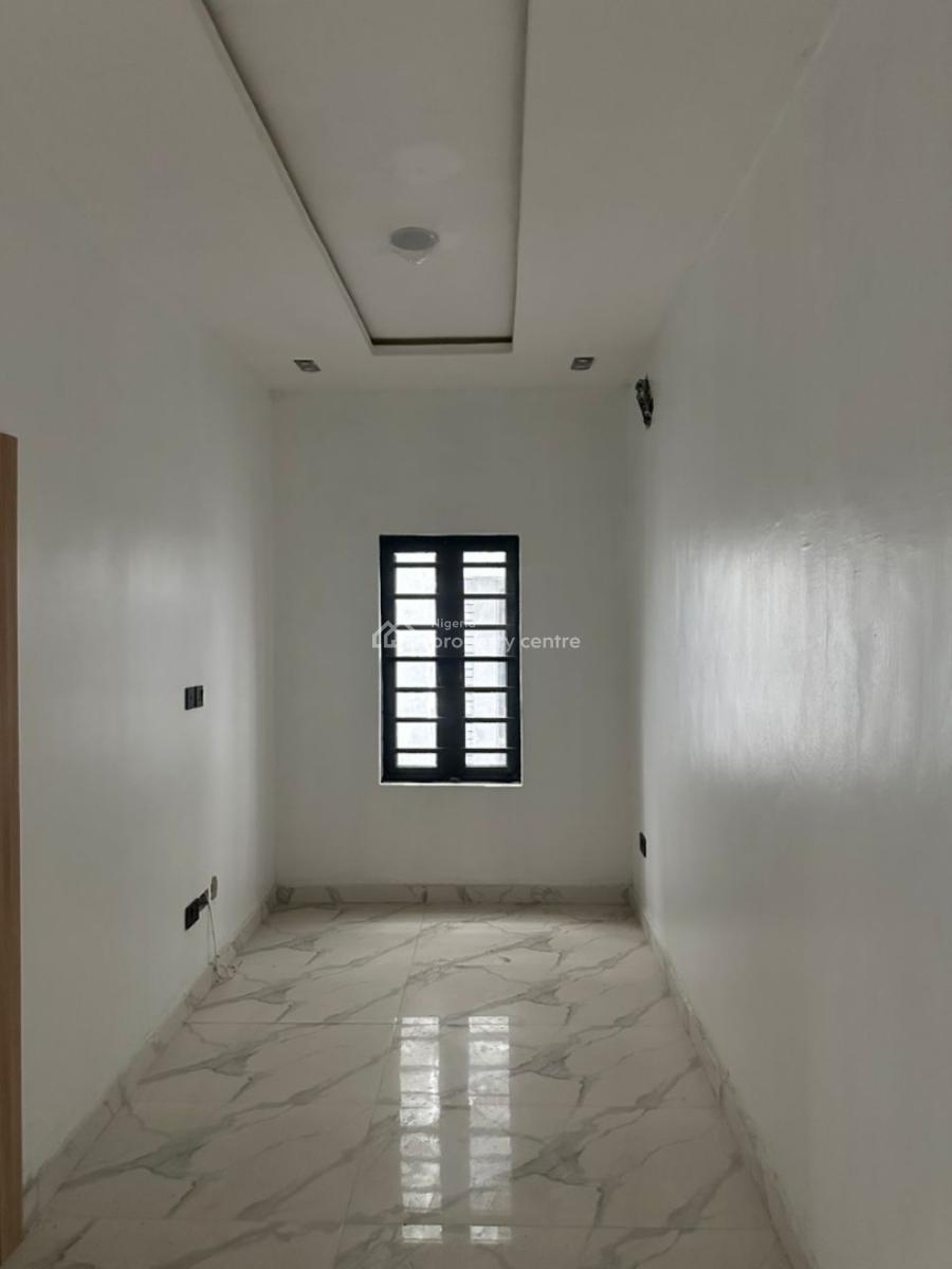 Opulent 3 Bedroom Terrace, Ikota, Lekki, Lagos, House for Sale
