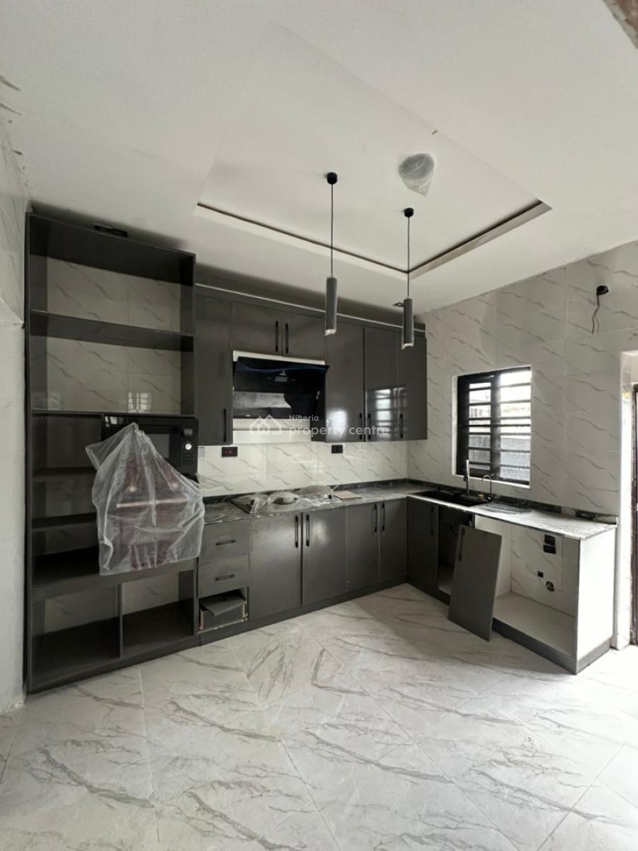 Opulent 3 Bedroom Terrace, Ikota, Lekki, Lagos, House for Sale