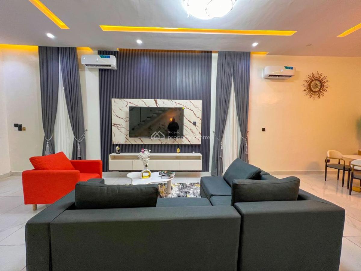 Luxurious 3 Bedroom Apartment, New Road, Lekki, Lagos, Flat / Apartment Short Let
