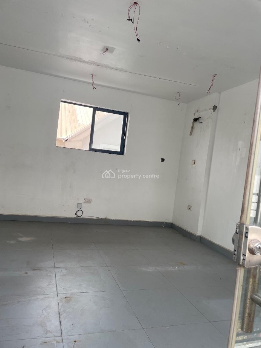 Shop Or Office Place, Lekki County, Ikota, Lekki, Lagos, Shop for Rent