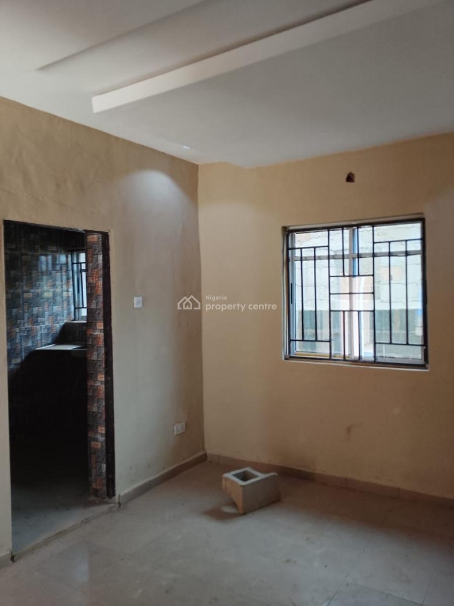 a Brand New Room and Parlor, Imota Road, Isiu, Ikorodu, Lagos, Flat / Apartment for Rent