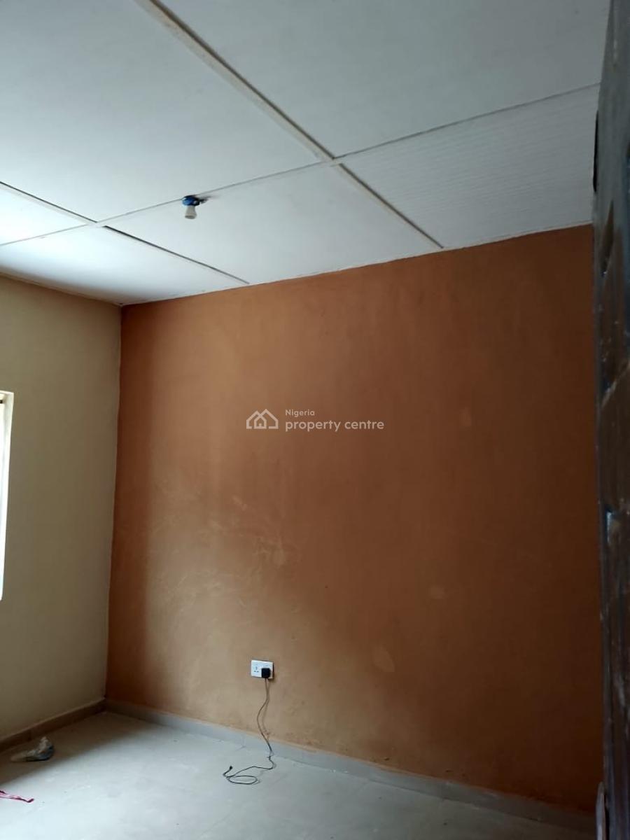a Brand New Room and Parlor, Imota Road, Isiu, Ikorodu, Lagos, Flat / Apartment for Rent