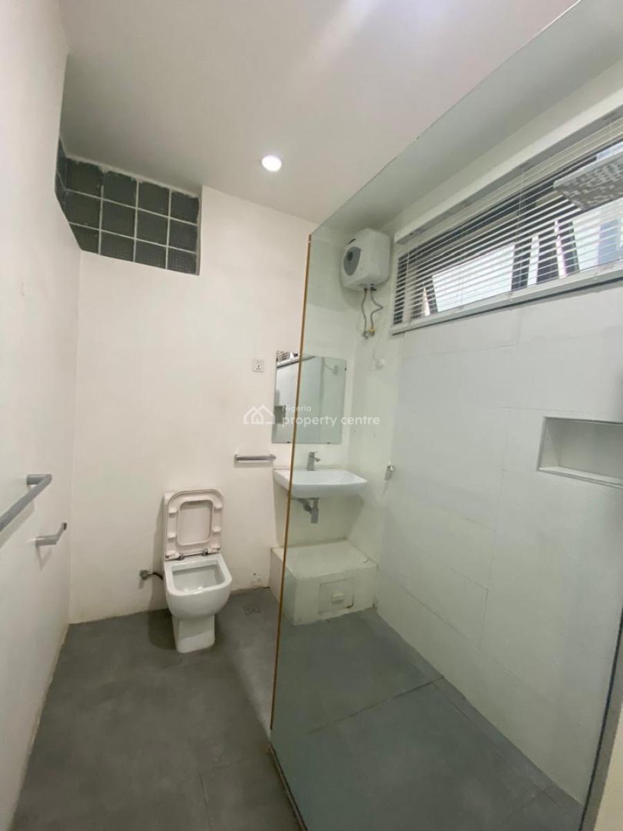 Tastefully 4bedroom Townhouse with Bq at Lekki Phase 1, Lekki Phase 1 Lekki Lagos, Lekki Phase 1, Lekki, Lagos, Semi-detached Bungalow for Rent