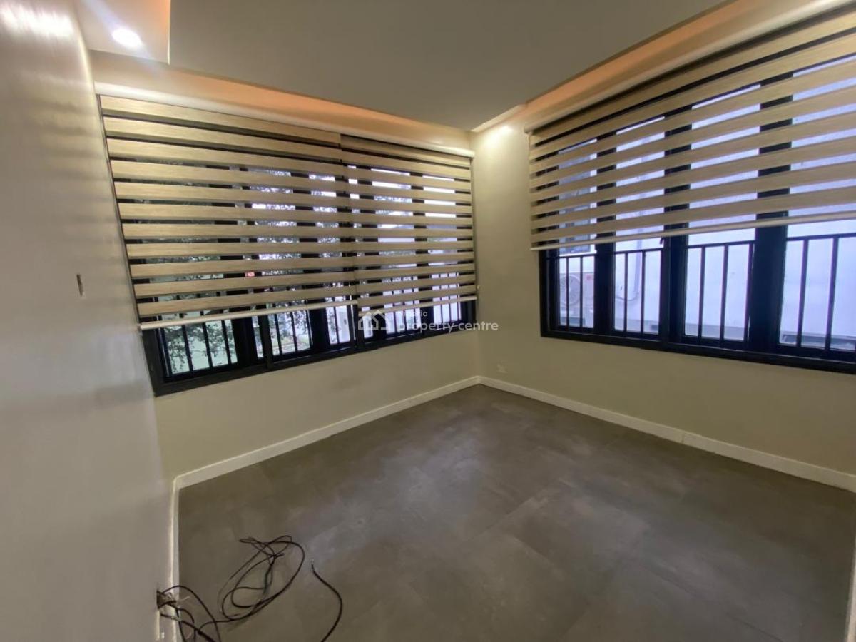Tastefully 4bedroom Townhouse with Bq at Lekki Phase 1, Lekki Phase 1 Lekki Lagos, Lekki Phase 1, Lekki, Lagos, Semi-detached Bungalow for Rent