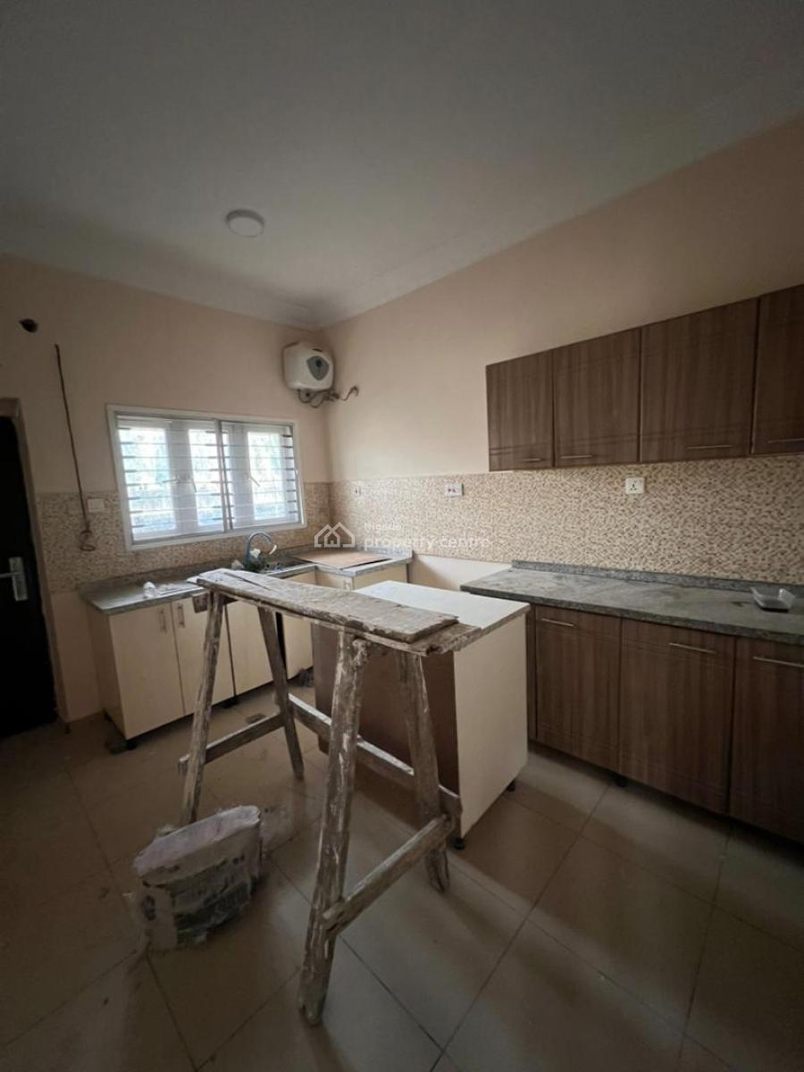 Luxury 4-bedroom Terrace Duplex with Bq, Guzape District, Abuja, Terraced Duplex for Rent