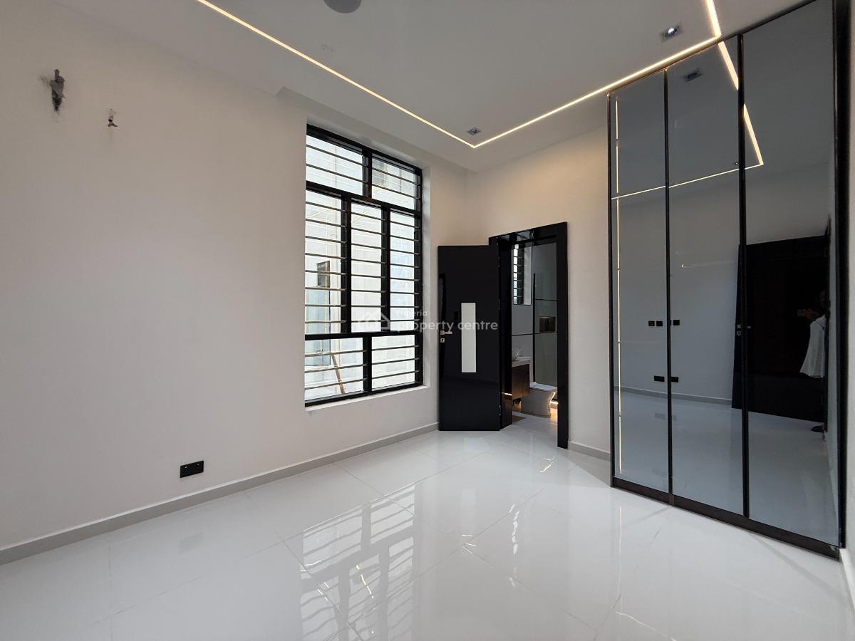 5 Bedroom Apartment Available, Lekki Phase 2, Lekki, Lagos, Detached Duplex for Sale