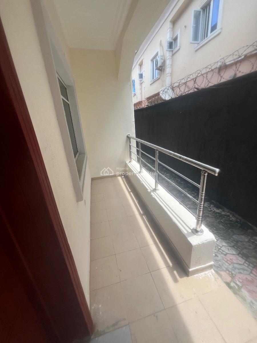 Clean and Nice 2bedroom Apartment, Mobil Road Ilaje, Ajah, Lagos, Flat / Apartment for Rent