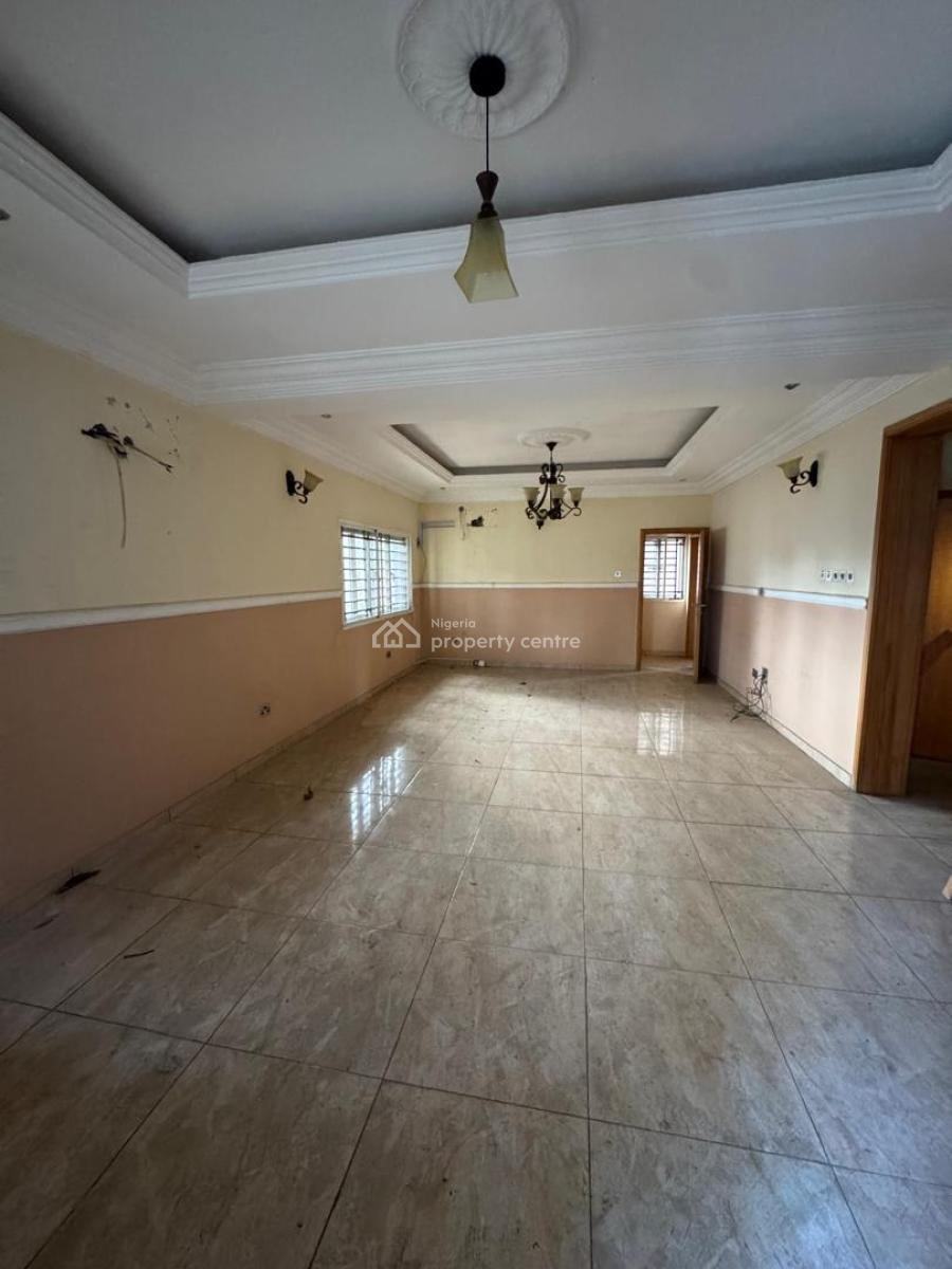 Well Maintained, Spacious, Four Bedroom Terraced Duplex with a Room Bq, Osapa, Lekki, Lagos, Terraced Duplex for Rent