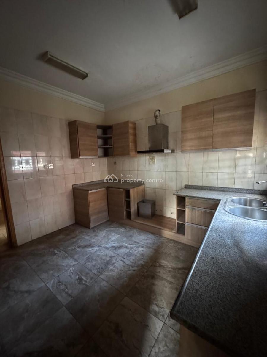 Well Maintained, Spacious, Four Bedroom Terraced Duplex with a Room Bq, Osapa, Lekki, Lagos, Terraced Duplex for Rent