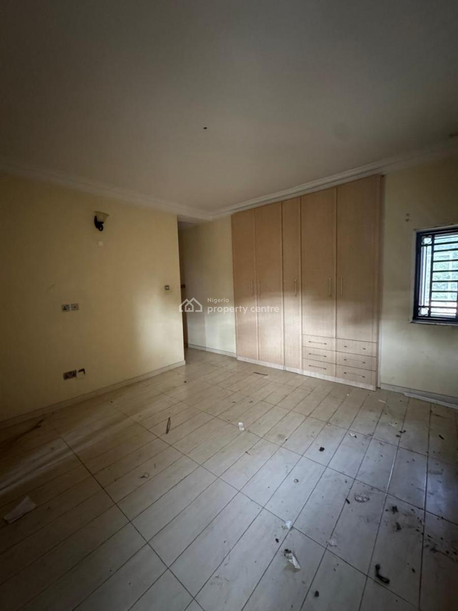Well Maintained, Spacious, Four Bedroom Terraced Duplex with a Room Bq, Osapa, Lekki, Lagos, Terraced Duplex for Rent