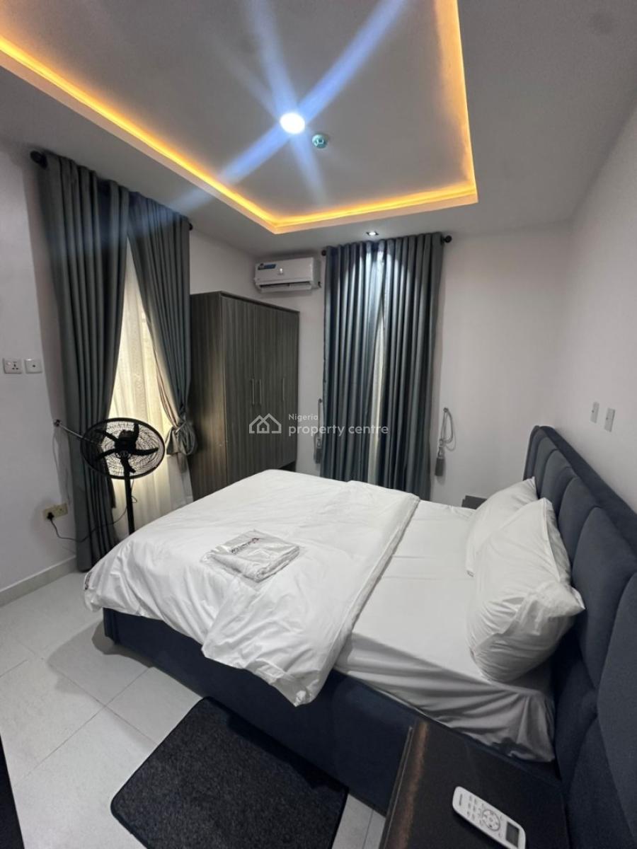 Brandnew fully Furnished & Serviced 3 Bedroom Penthouse, Ologolo, Lekki, Lagos, Flat / Apartment for Rent