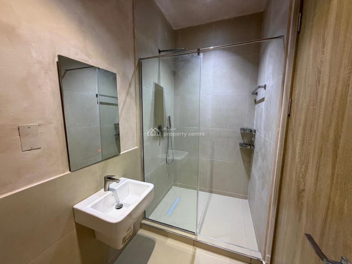 Spacious One Bedroom Apartment with Swimming Pool and Gym, Saka Jojo Street, Victoria Island (vi), Lagos, Flat / Apartment Short Let