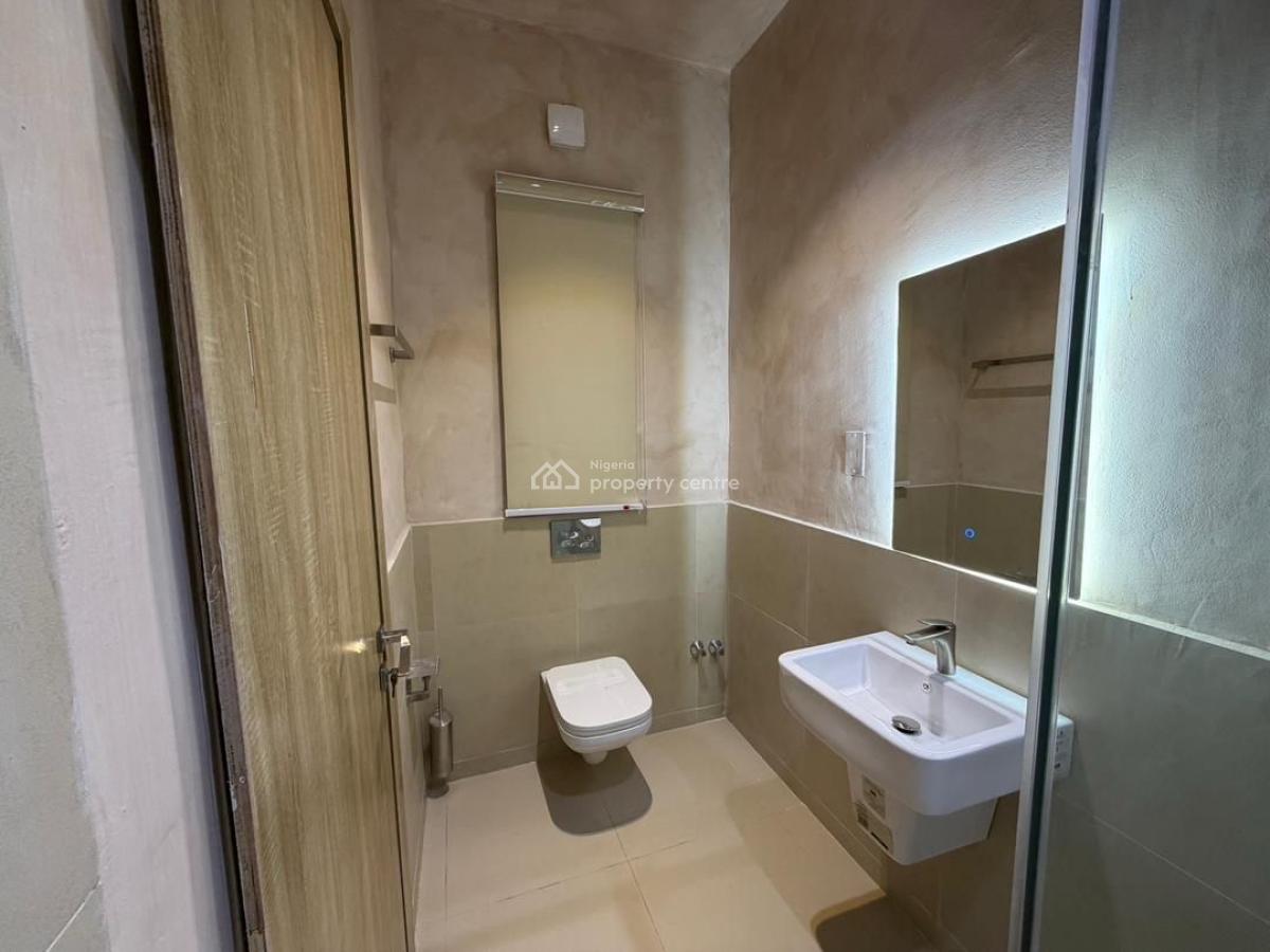 Spacious One Bedroom Apartment with Swimming Pool and Gym, Saka Jojo Street, Victoria Island (vi), Lagos, Flat / Apartment Short Let