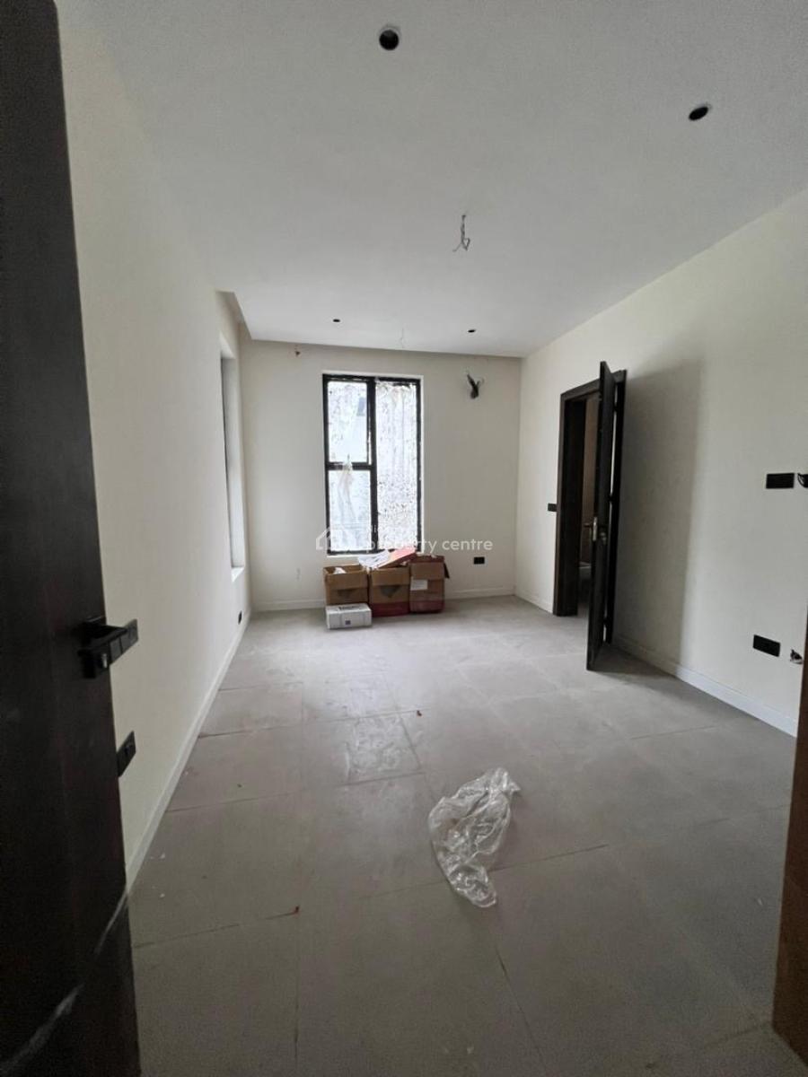 2 Bedroom Apartment at Ikate, Lekki, Ikate, Lekki, Lagos, Flat / Apartment for Sale