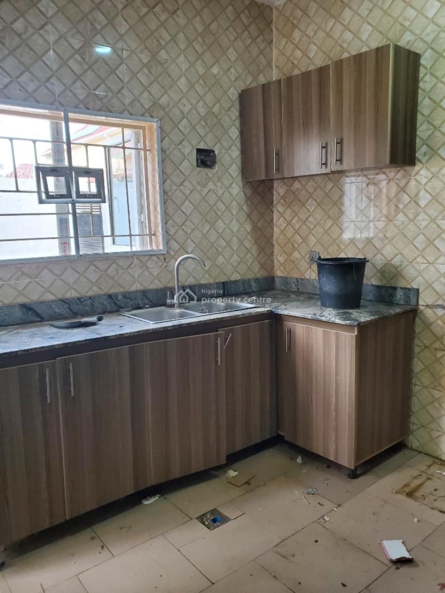 Luxury 2-bedroom Terrace Duplex with Guest Toilet, Asokoro District, Abuja, Terraced Duplex for Rent