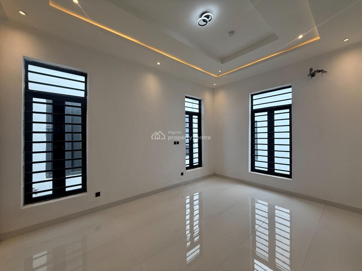 5 Bedroom Available, Lekki Phase 2, Lekki, Lagos, Detached Duplex for Sale