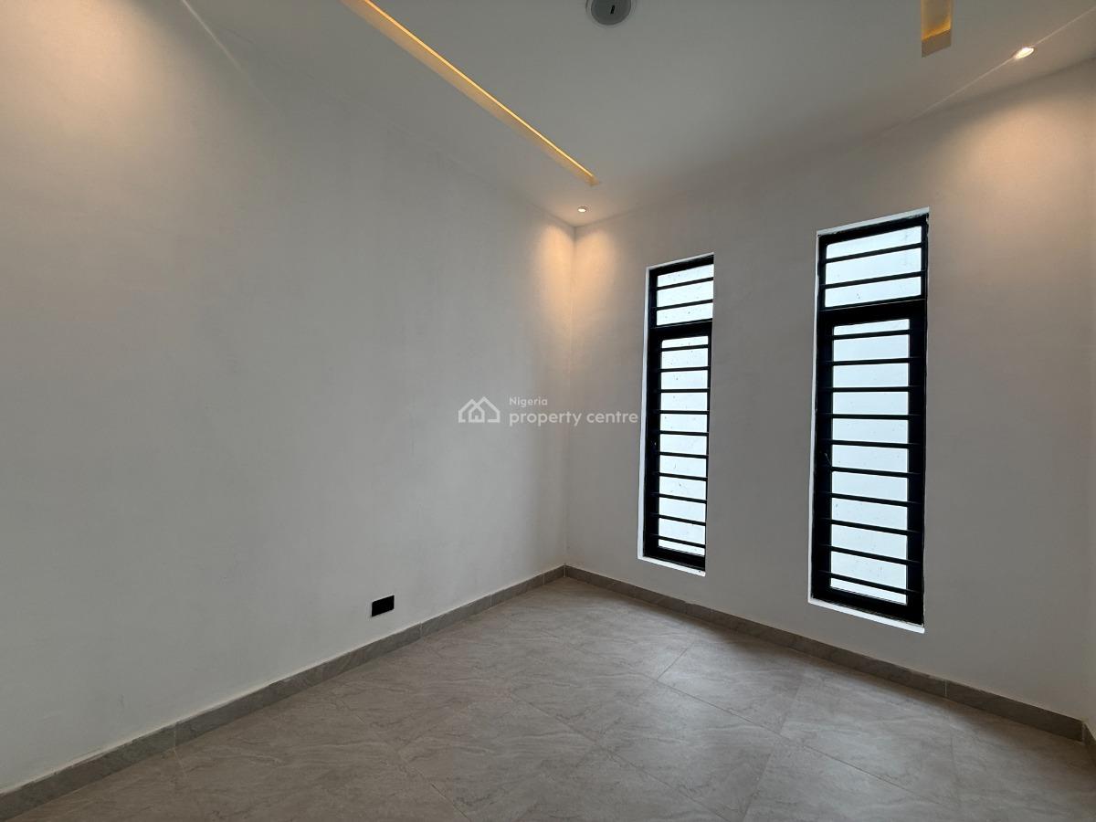 5 Bedroom Available, Lekki Phase 2, Lekki, Lagos, Detached Duplex for Sale