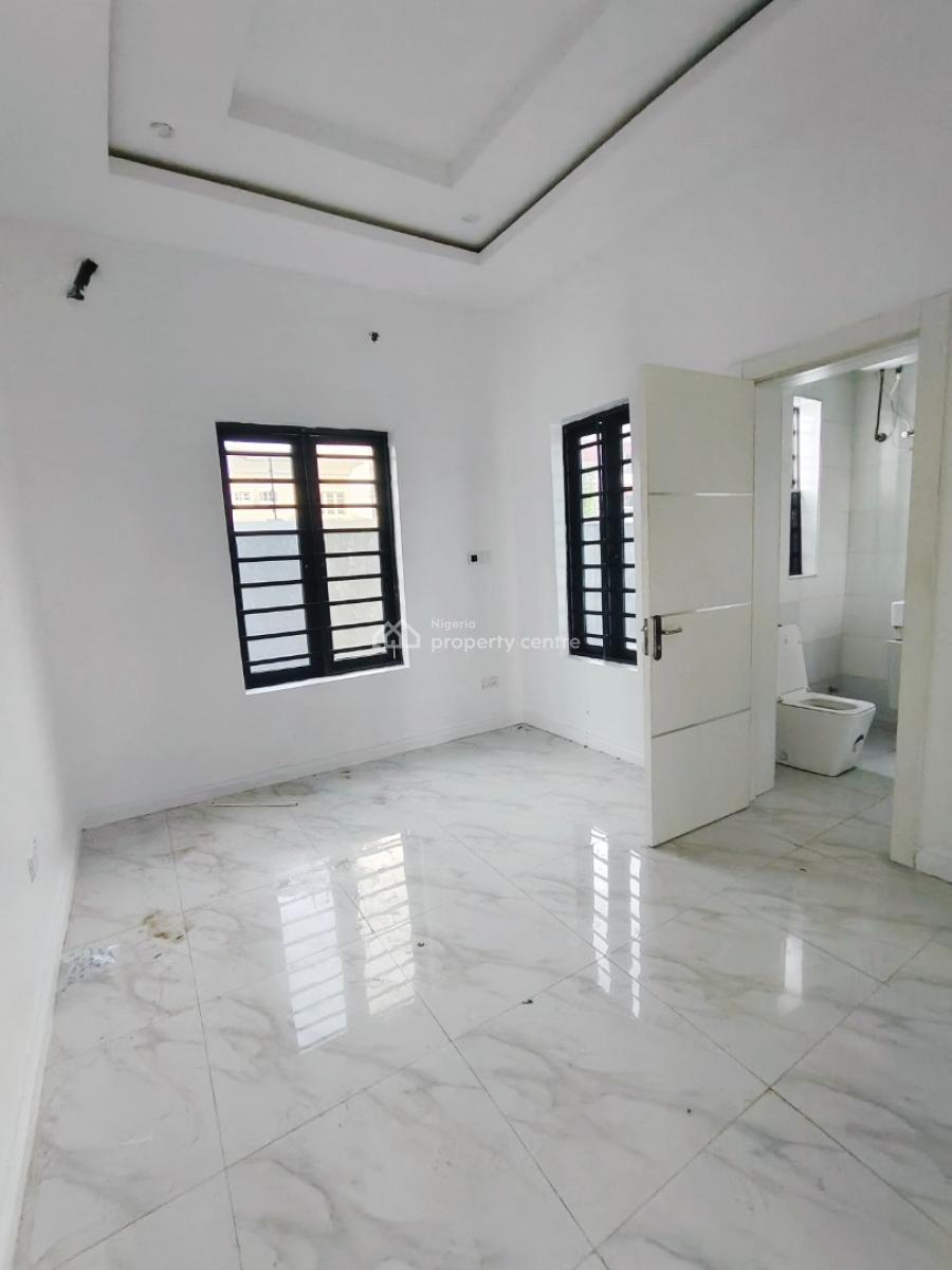 Sharp and Standard 2 Bedrooms Apartment, Peninsula 2 Off Abraham Adesanya, Ajah, Lagos, Flat / Apartment for Rent