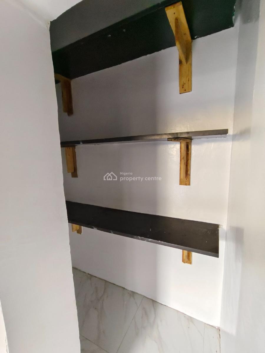 Sharp and Standard 2 Bedrooms Apartment, Peninsula 2 Off Abraham Adesanya, Ajah, Lagos, Flat / Apartment for Rent