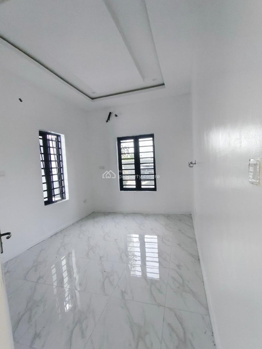 Sharp and Standard 2 Bedrooms Apartment, Peninsula 2 Off Abraham Adesanya, Ajah, Lagos, Flat / Apartment for Rent