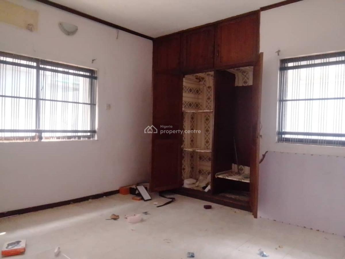 Lovely Three 3 Bedroom Flat, Diamond Estate, Magodo Shangisha, Lagos., Gra Phase 2, Magodo, Lagos, Flat / Apartment for Rent