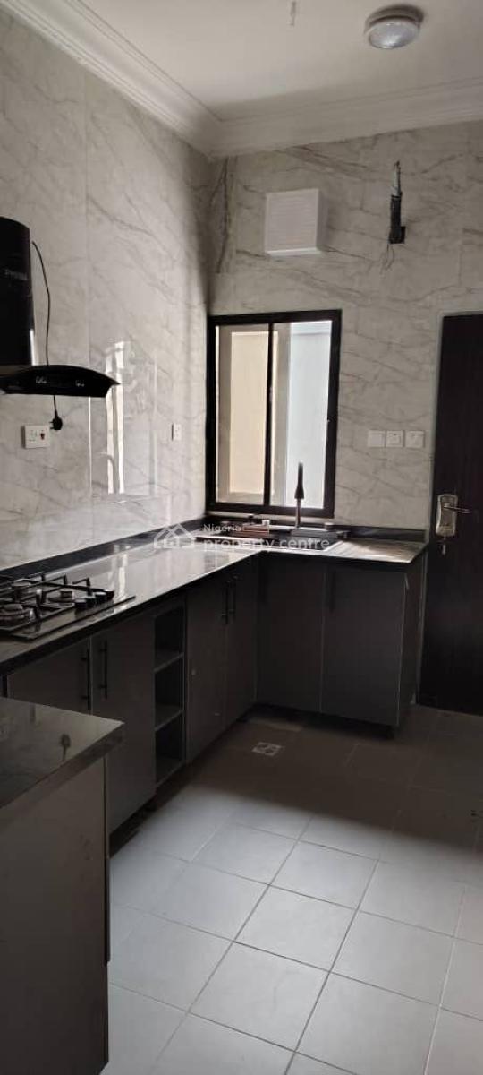 Newly Renovated Ground Floor 3-bedroom Apartment with Boys Quarters, Lekki Phase 1, Lekki, Lagos, Flat / Apartment for Rent