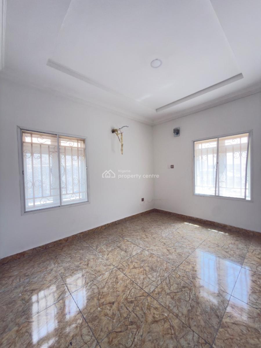 Neatly Revamped 2 Bed Flat, Jahi, Jahi, Abuja, Flat / Apartment for Rent