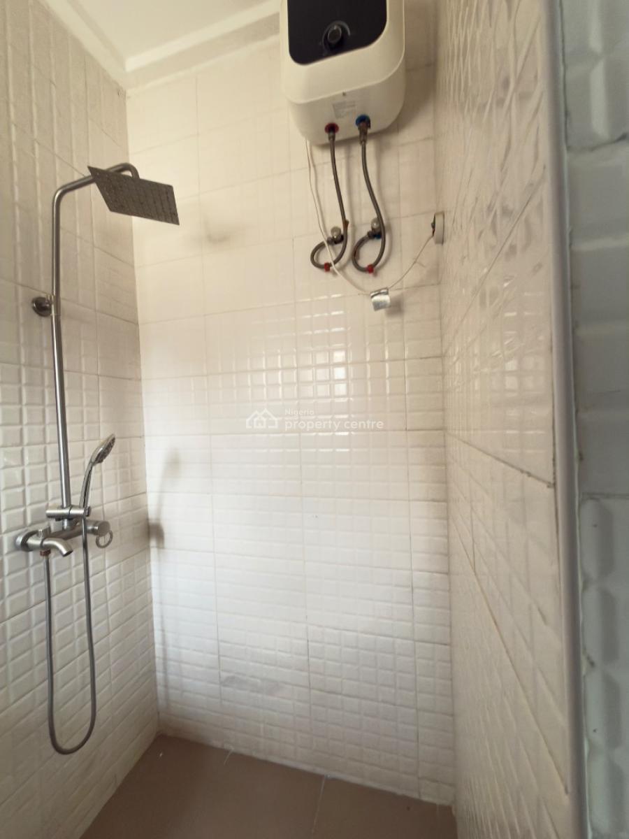 Neatly Revamped 2 Bed Flat, Jahi, Jahi, Abuja, Flat / Apartment for Rent