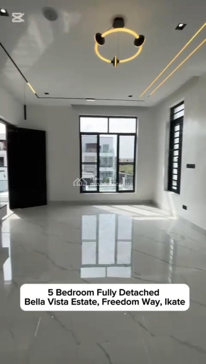 Exquisite 5-bedrooms House, Lekki Phase 1, Lekki, Lagos, Detached Duplex for Sale