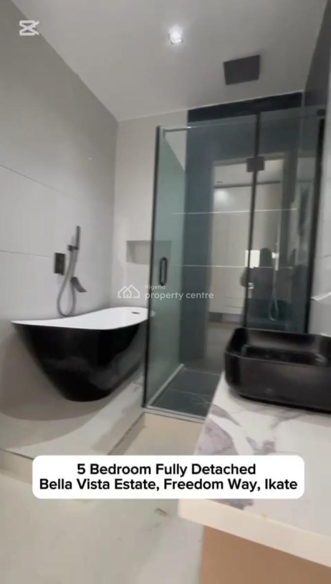 Exquisite 5-bedrooms House, Lekki Phase 1, Lekki, Lagos, Detached Duplex for Sale