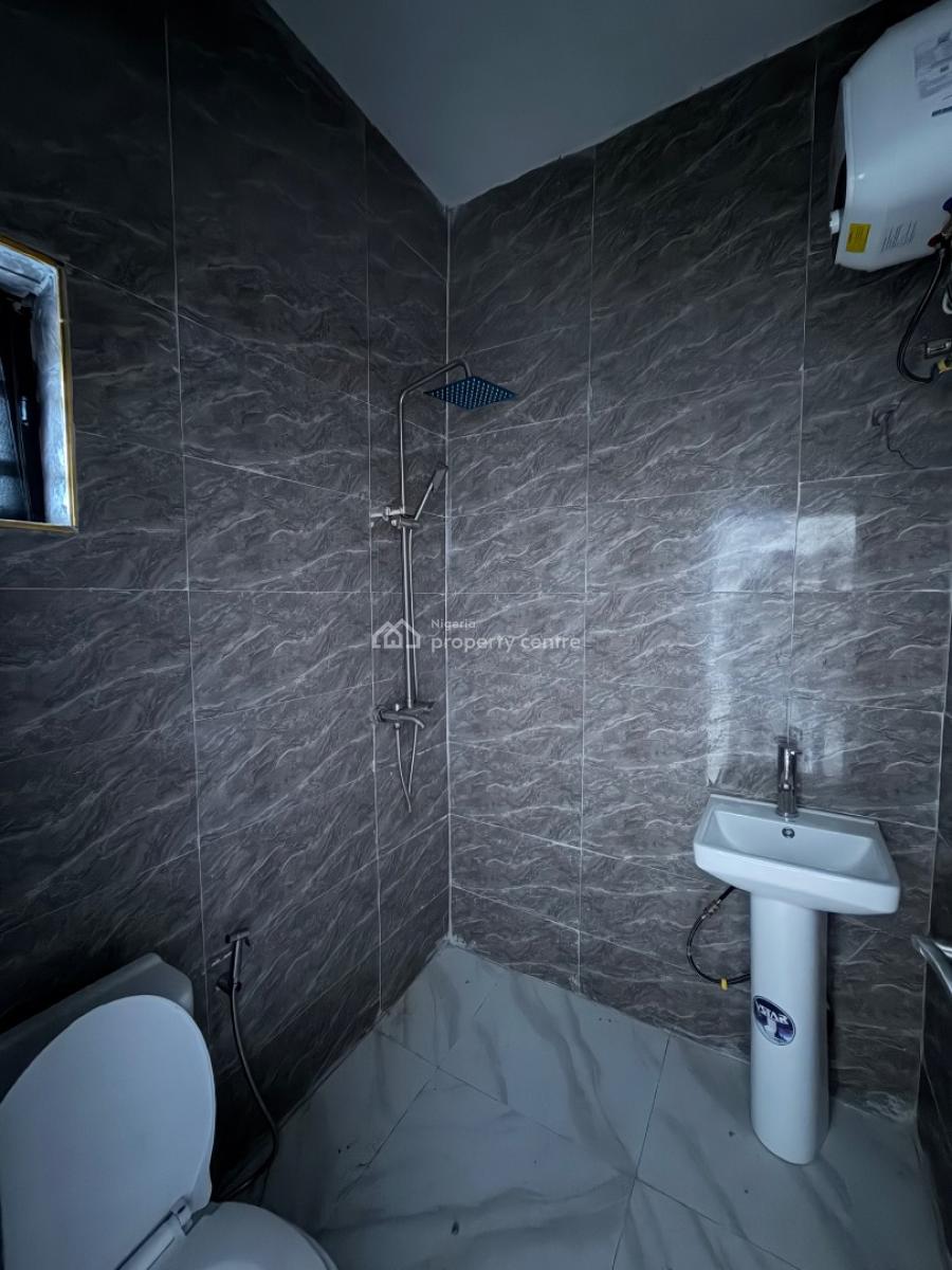 2 Bedroom Apartment Available  in Abijo, Lekki., Abijo, Abijo, Lekki, Lagos, Flat / Apartment for Sale
