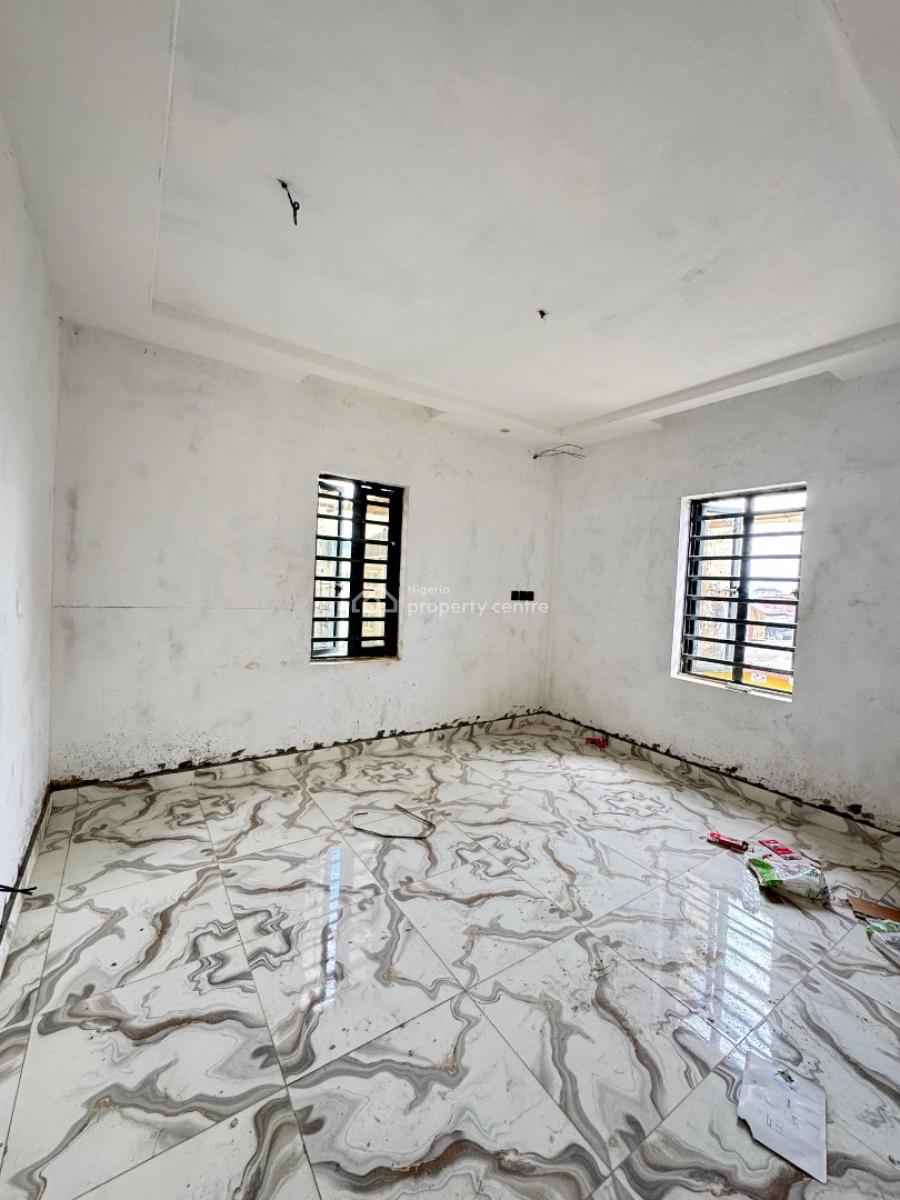 Newly Built 2 / 3 Bedroom Apartments, Surulere, Lagos, Block of Flats for Sale