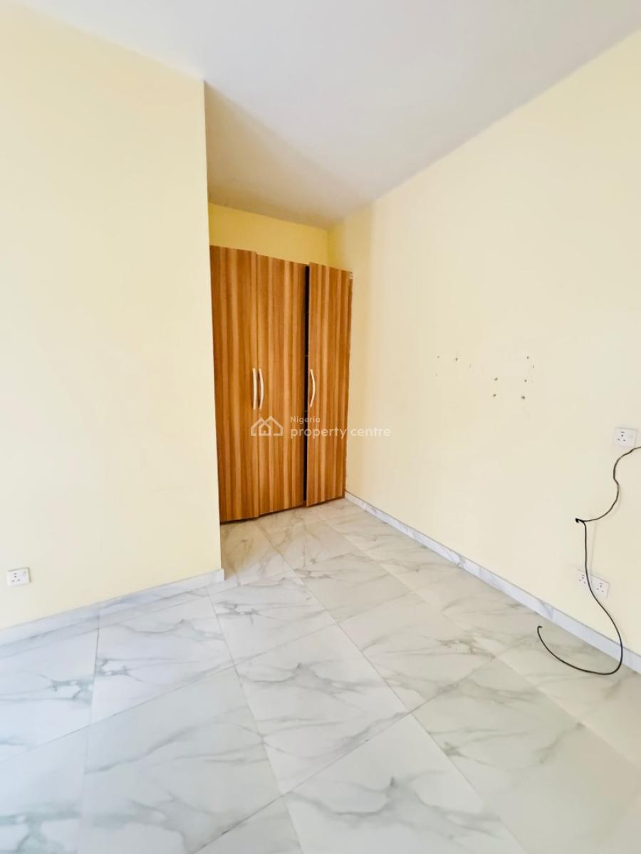 Spacious 2bedroom Apartment Available 6m Orchid Road, Orchid Road, Lekki, Lagos, Flat / Apartment for Rent