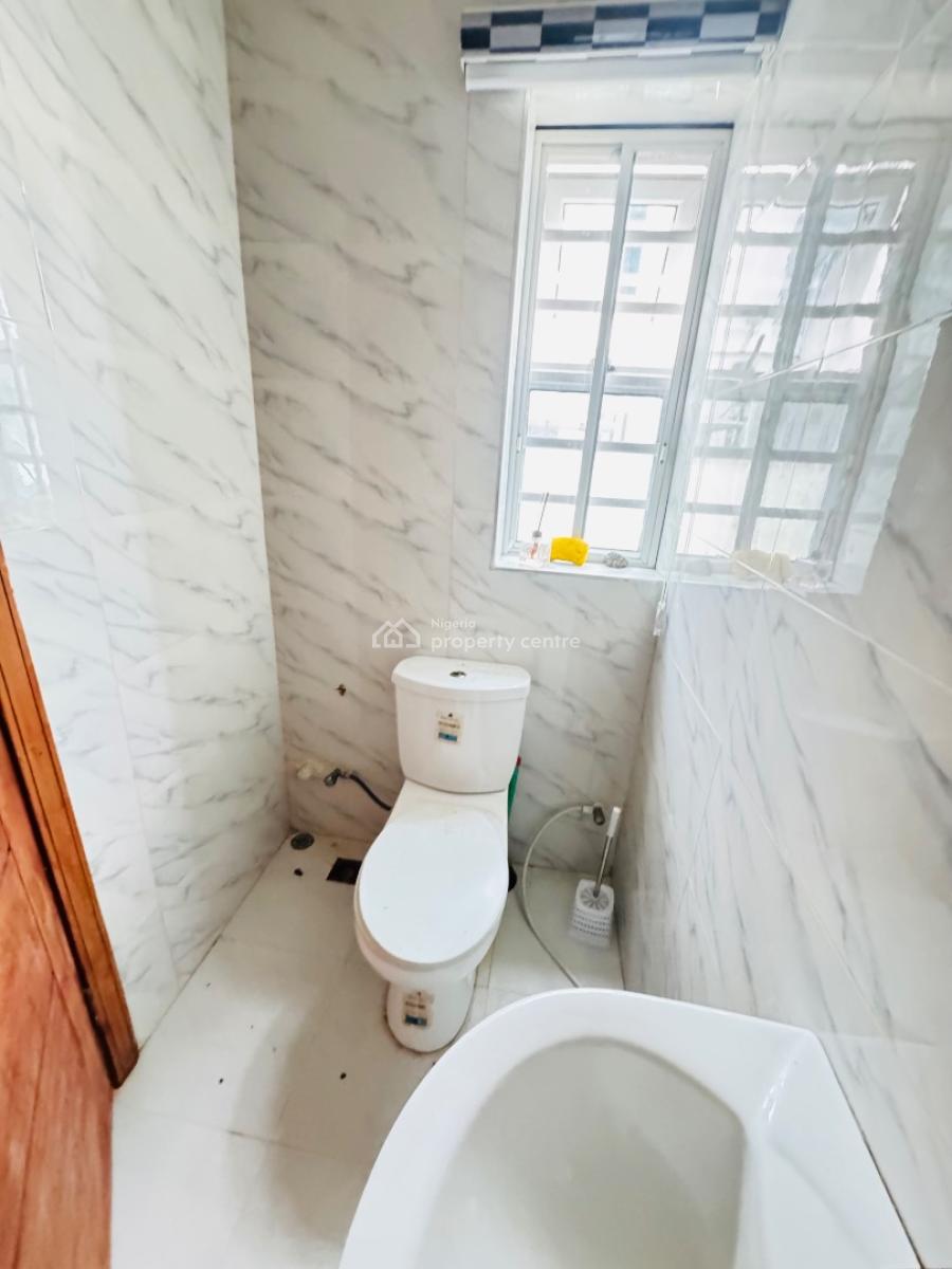 Spacious 2bedroom Apartment Available 6m Orchid Road, Orchid Road, Lekki, Lagos, Flat / Apartment for Rent