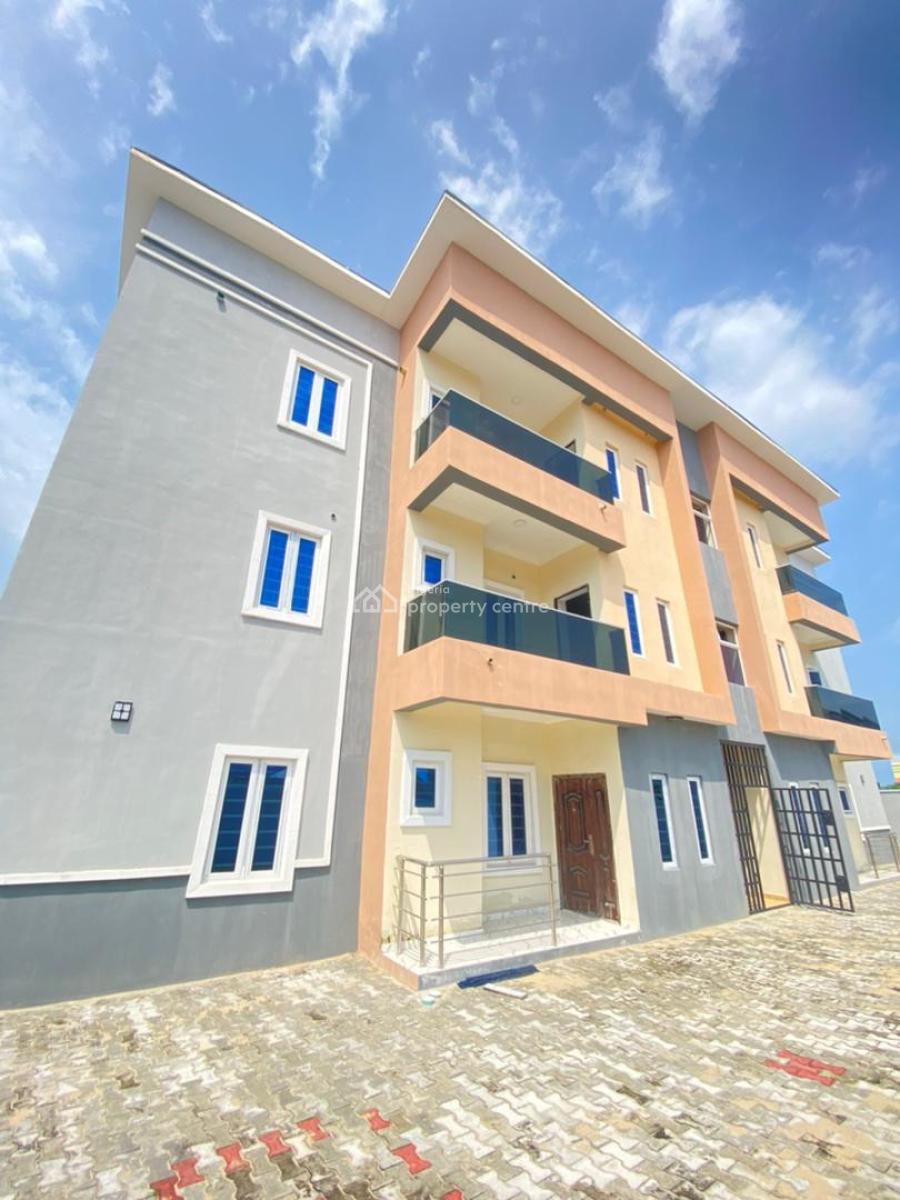 Super Cool Deal: Spacious and Lovely Built with 3 Toilets, Phase 2, Oribanwa, Ibeju Lekki, Lagos, Flat / Apartment for Sale