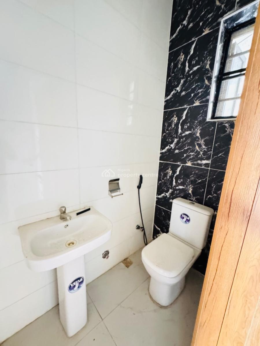 Spacious 1bedroom Apartment Available 60m Orchid, Orchid Road, Lekki, Lagos, Mini Flat (room and Parlour) for Sale