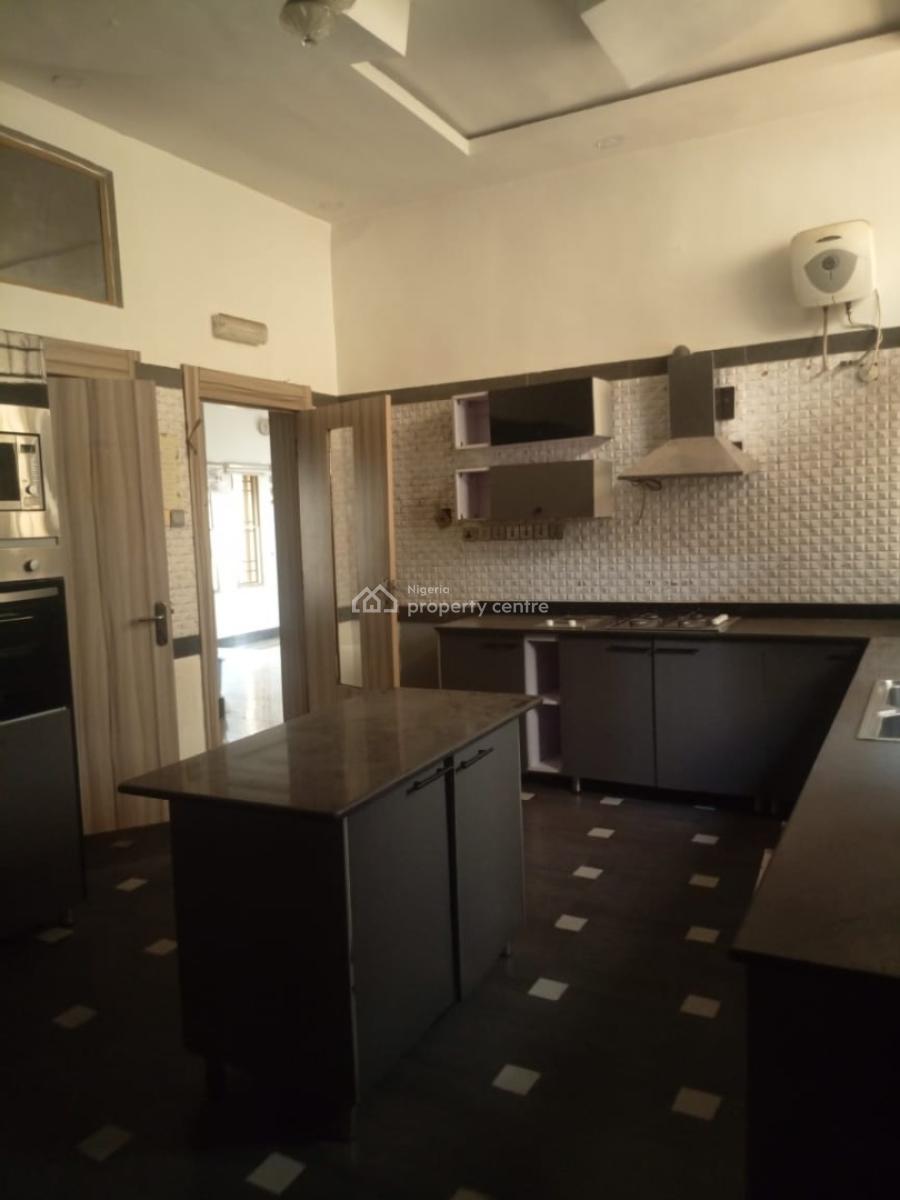 5bedroom Fully Detached Duplex Plus Servant Quarter, Magodo Phase2 Lagos, Gra Phase 2, Magodo, Lagos, Detached Duplex for Sale