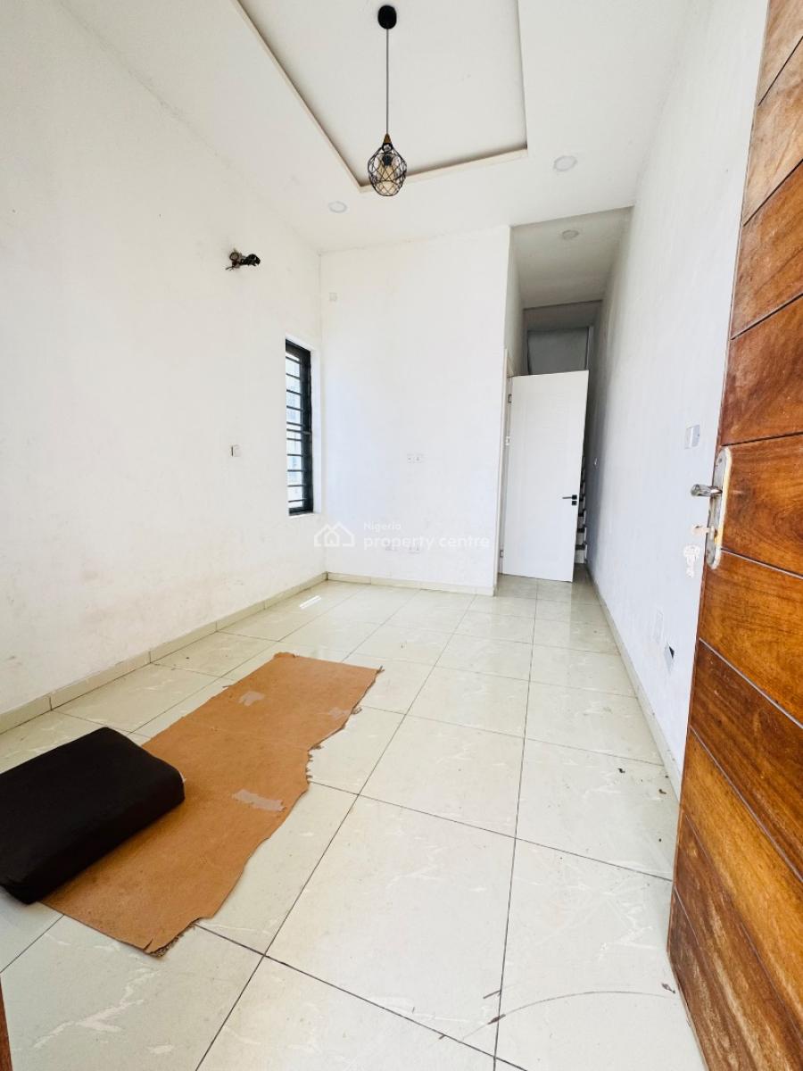 Spacious 2bedroom Terraced Duplex Available 6m 4.5m, Orchid Road, Lekki, Lagos, Terraced Duplex for Rent