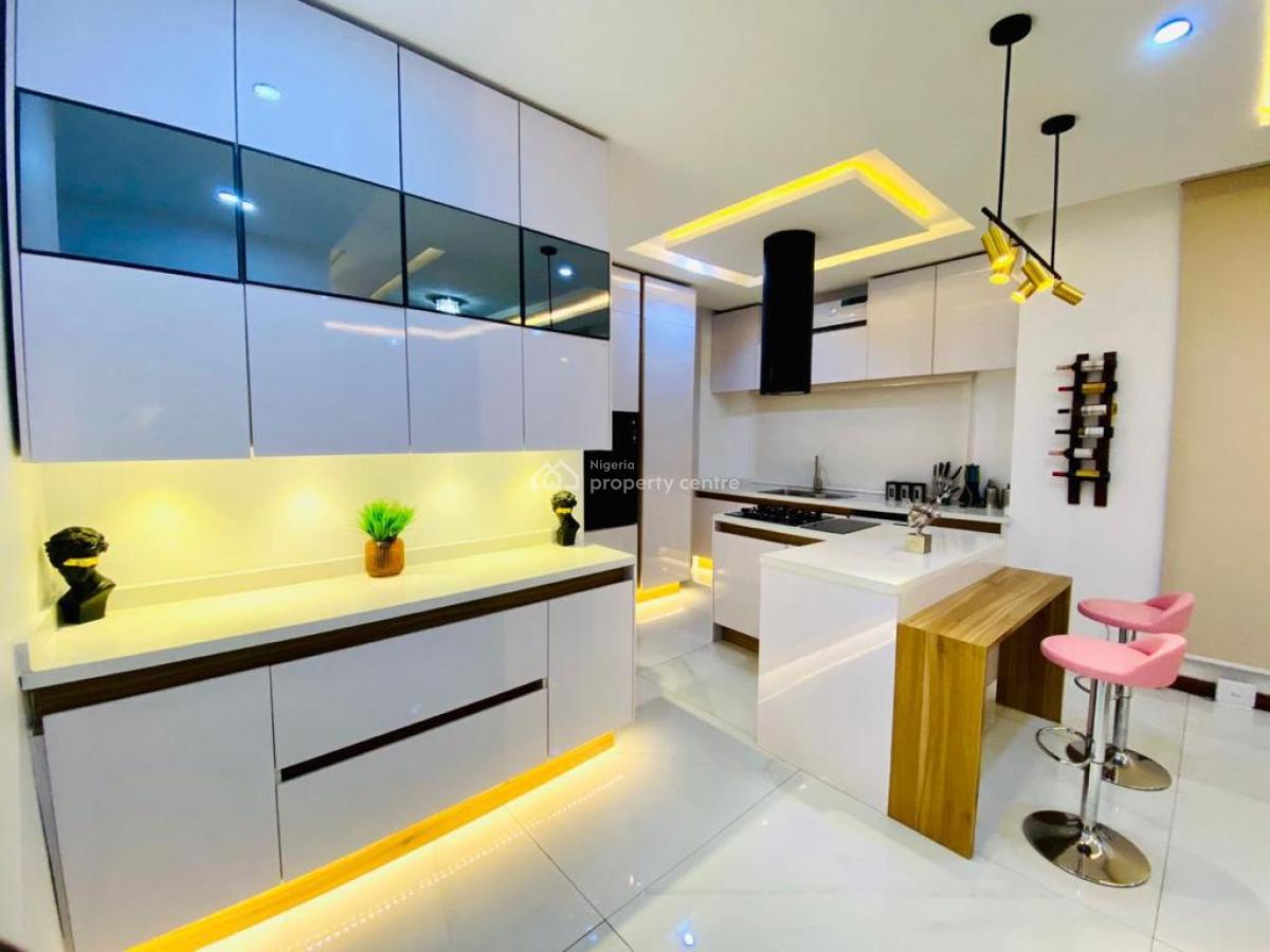 3 Bedroom Flat, Off Prince Olanrewaju Eleguishi Road, Ilasan, Lekki, Lagos, Flat / Apartment for Sale