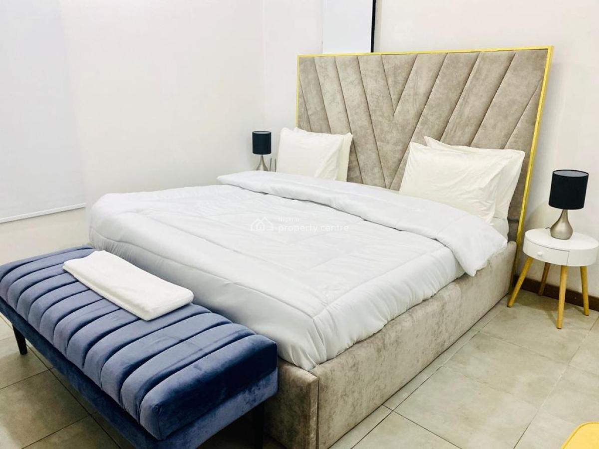 3 Bedroom Flat, Off Prince Olanrewaju Eleguishi Road, Ilasan, Lekki, Lagos, Flat / Apartment for Sale