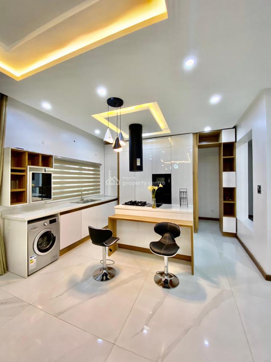 3 Bedroom Flat, Off Prince Olanrewaju Eleguishi Road, Ilasan, Lekki, Lagos, Flat / Apartment for Sale