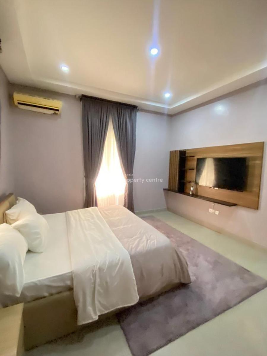 5 Bedroom Fully Furnished Detached House, Canal West Estate, Osapa, Lekki, Lagos, Detached Duplex for Sale