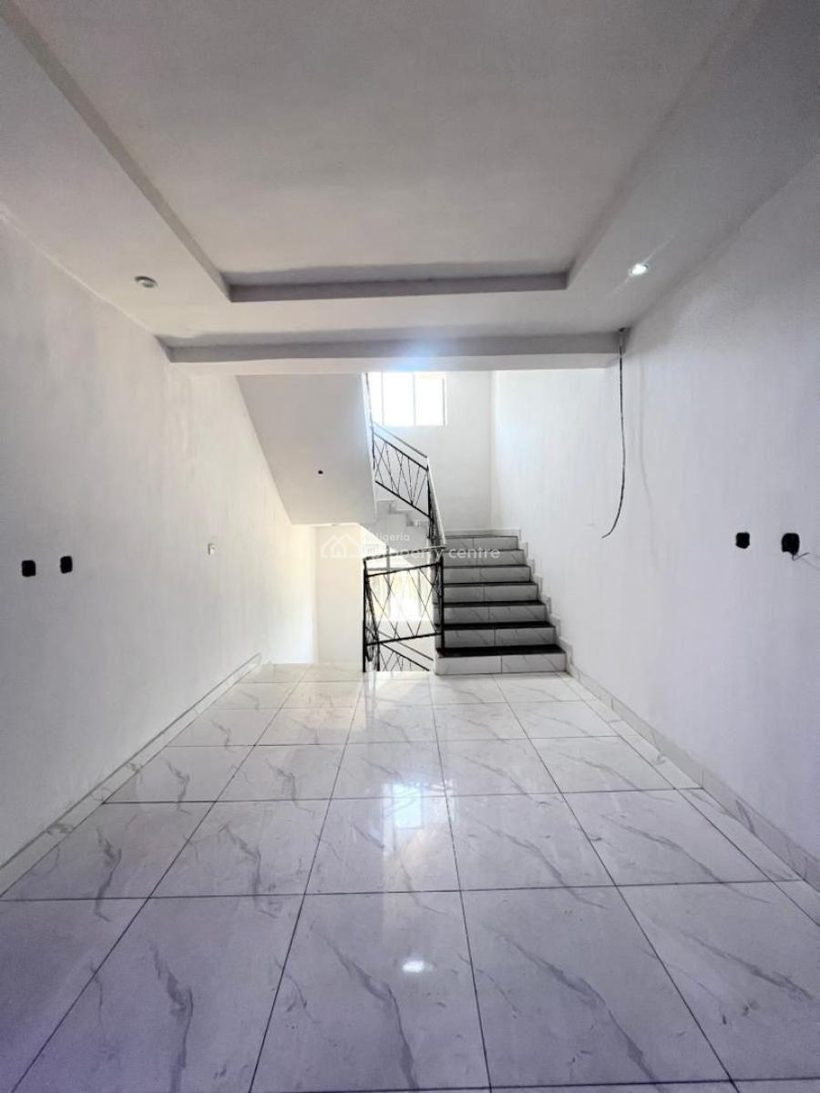 Exquisite 2 Bedroom Apartment with Elevator in a Well Secured Area, Ikate, Ikate, Lekki, Lagos, Block of Flats for Sale
