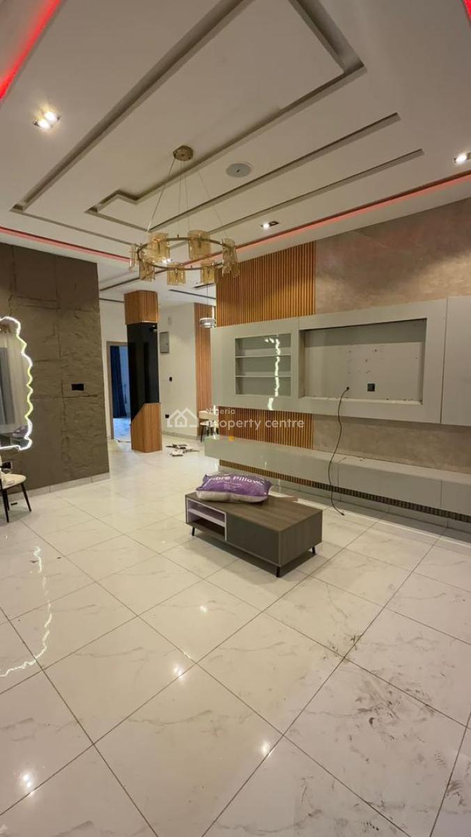 Lovely 2bedroom Flat Ensuit with Bq, Pool,gym, Ikate Elegushi, Lekki, Lagos, Flat / Apartment for Rent