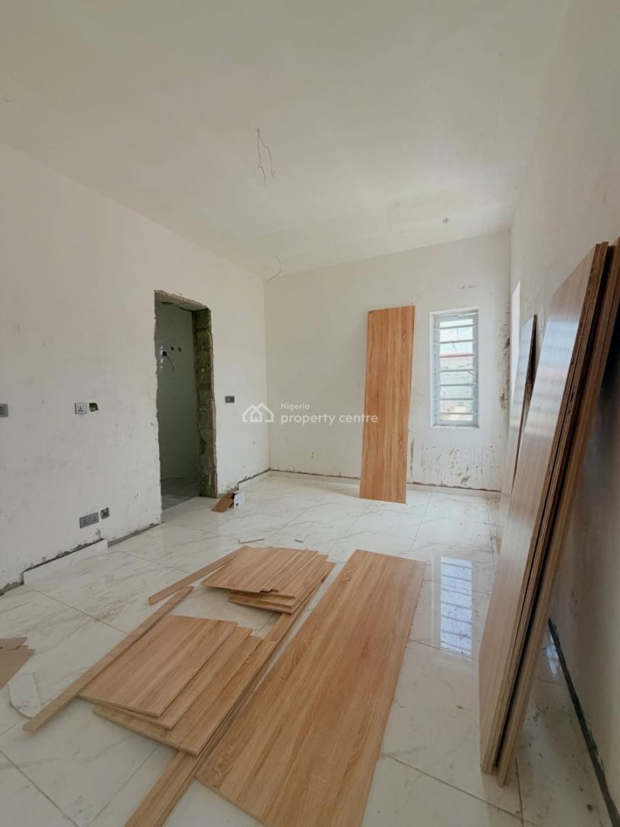 Lovely 2 Bedroom Apartment with Bq, Adeniyi Jones, Adeniyi Jones, Ikeja, Lagos, Block of Flats for Sale