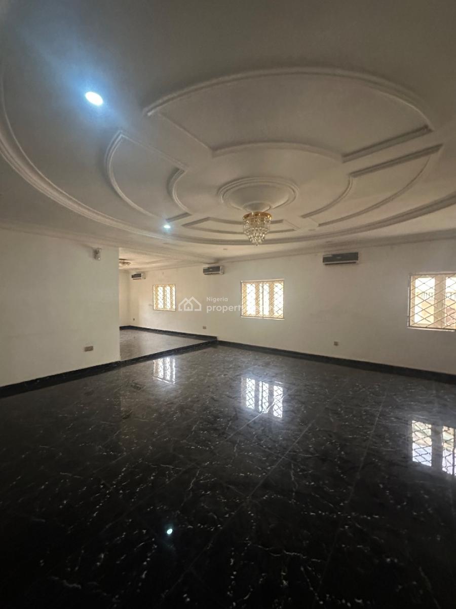 Excellent Spacious 6 Bedroom Duplex with Pool  Standalone, Asokoro District, Abuja, Detached Duplex for Rent