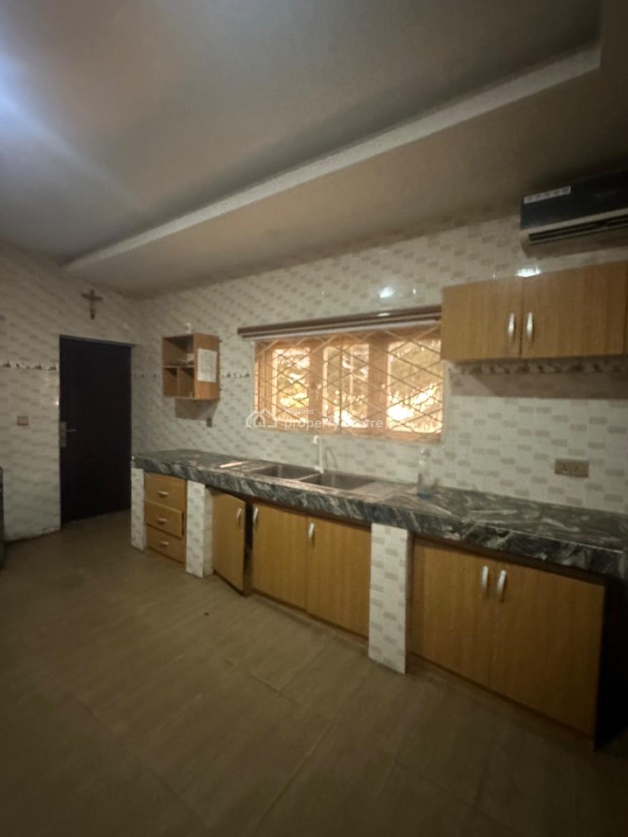 Excellent Spacious 6 Bedroom Duplex with Pool  Standalone, Asokoro District, Abuja, Detached Duplex for Rent